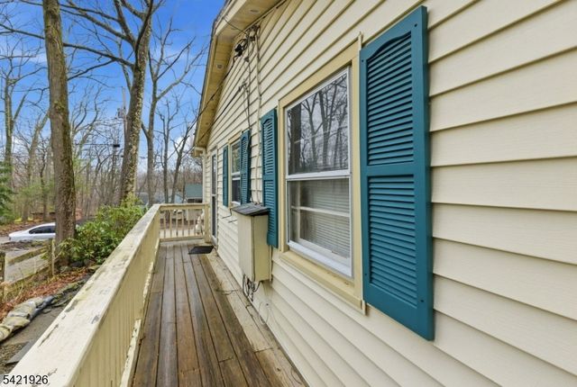 12 Cliffside Ter, Vernon Twp., NJ 07461