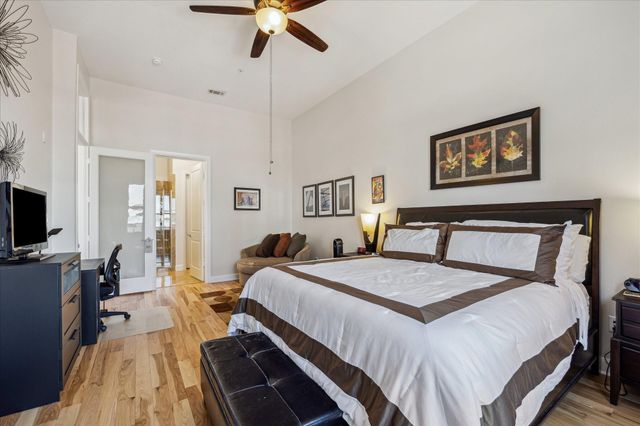 300 St Joseph Parkway 412, Houston, TX 77002