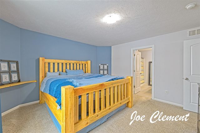 7348 17 Mile Road, Cedar Springs, MI 49319