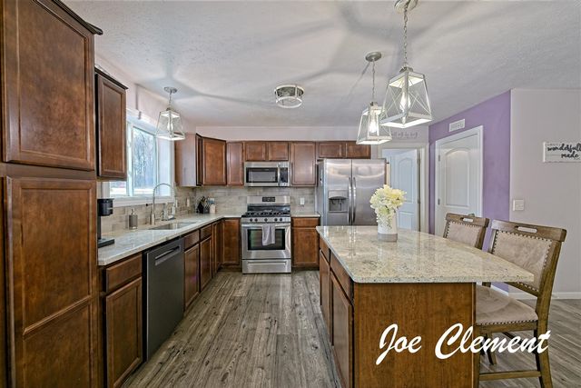 7348 17 Mile Road, Cedar Springs, MI 49319