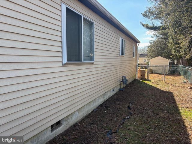 244 CEDARCROFT AVE, Audubon, NJ 08106