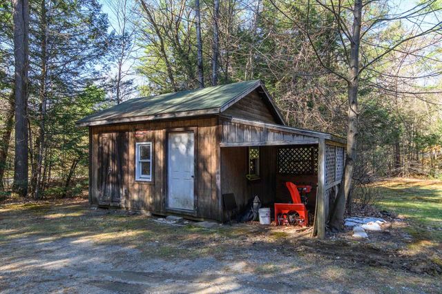 22 Deans Landing, Chesterfield, NH 03443