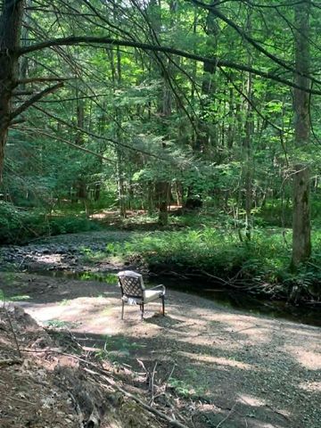 22 Deans Landing, Chesterfield, NH 03443