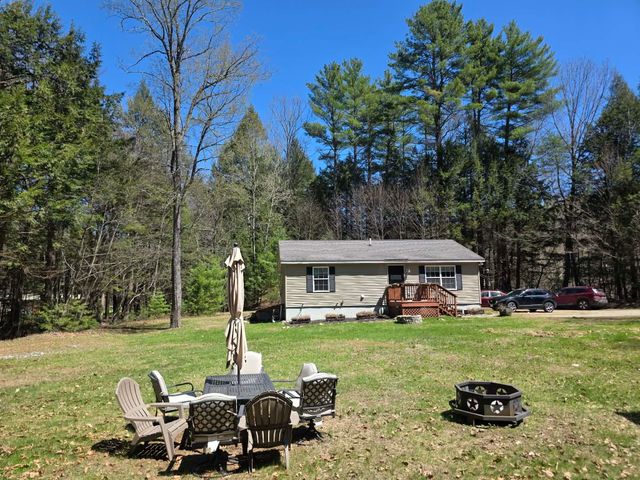 22 Deans Landing, Chesterfield, NH 03443
