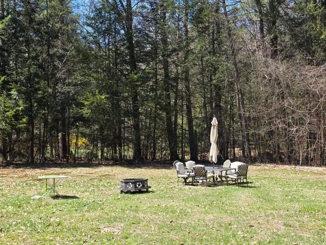 22 Deans Landing, Chesterfield, NH 03443