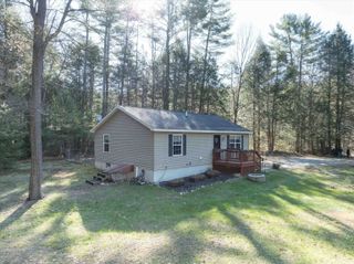 22 Deans Landing, Chesterfield, NH 03443