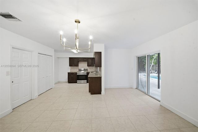 20 NE 210th St, Miami Gardens, FL 33179
