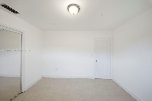 20 NE 210th St, Miami Gardens, FL 33179
