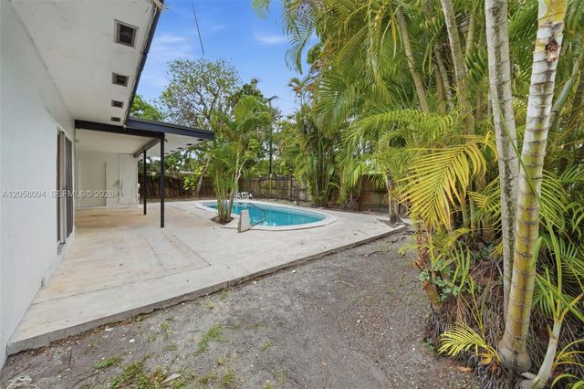 20 NE 210th St, Miami Gardens, FL 33179