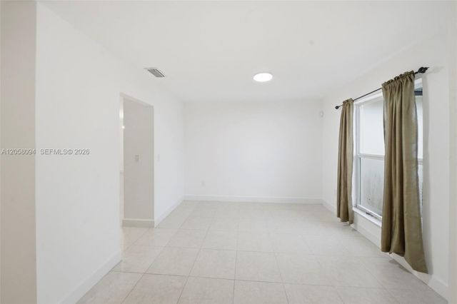 20 NE 210th St, Miami Gardens, FL 33179