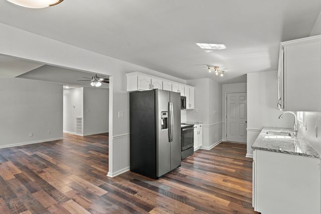 2811 Candlewicke Dr, Spring Hill, TN 37174