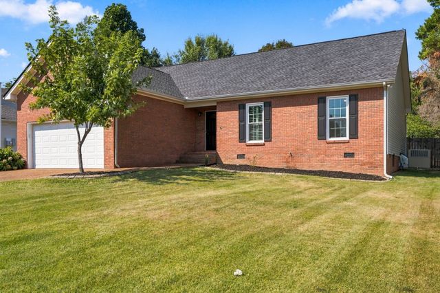 2811 Candlewicke Dr, Spring Hill, TN 37174