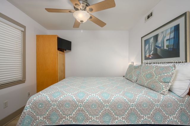 4 N Forest Beach Dr Apt 125, Hilton Head Island, SC 29928