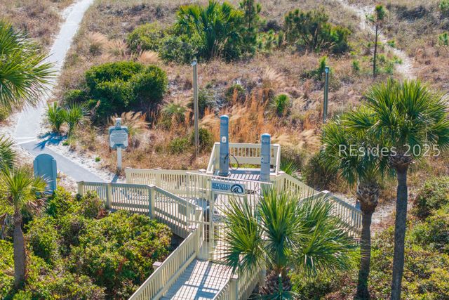 4 N Forest Beach Dr Apt 125, Hilton Head Island, SC 29928