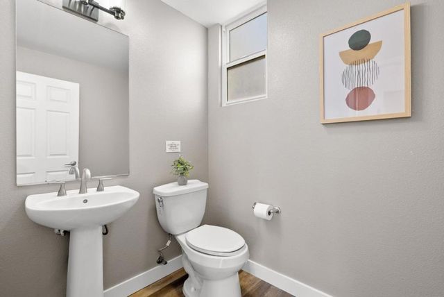 1066 41st Avenue D106, Capitola, CA 95010