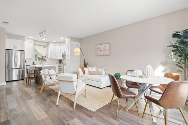 1066 41st Avenue D106, Capitola, CA 95010