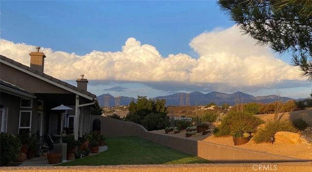 7031 Joshua, Oak Hills, CA 92344