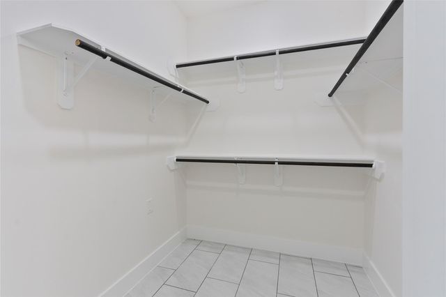 708 Azalea Street, Waller, TX 77484