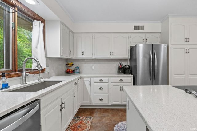 721 Hummingbird Court, Lafayette, IN 47909