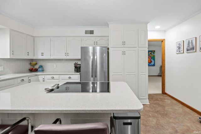 721 Hummingbird Court, Lafayette, IN 47909