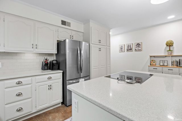 721 Hummingbird Court, Lafayette, IN 47909