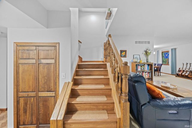 721 Hummingbird Court, Lafayette, IN 47909