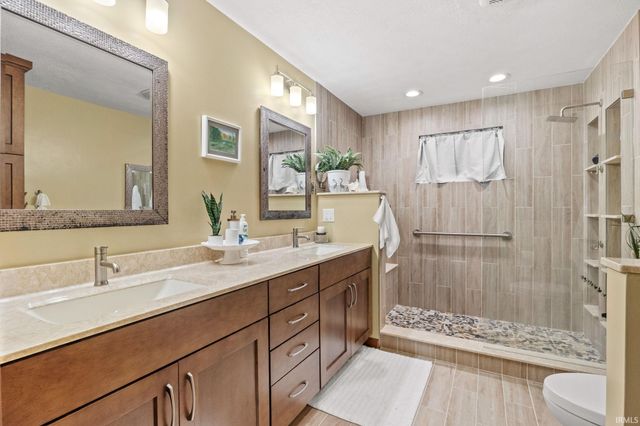 721 Hummingbird Court, Lafayette, IN 47909