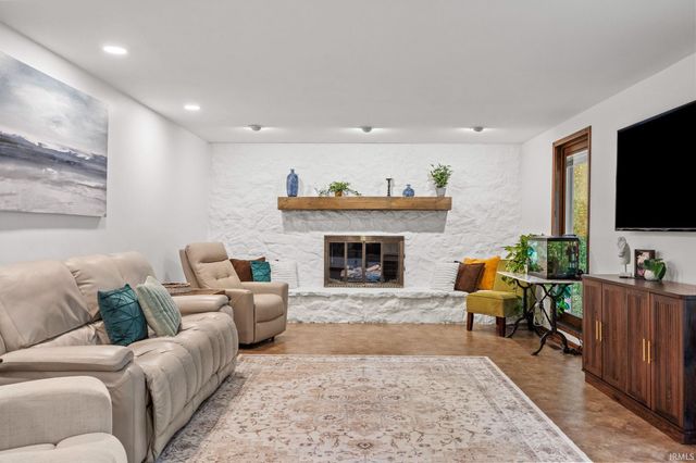 721 Hummingbird Court, Lafayette, IN 47909