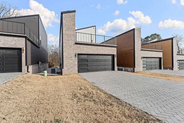 485 S Happy Hollow Road, Fayetteville, AR 72701