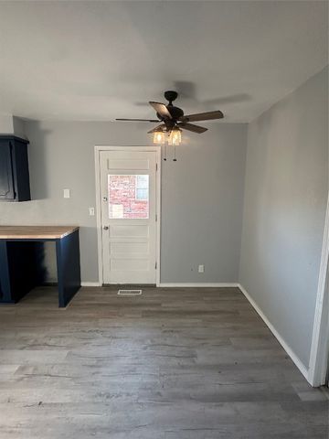 1501 W Watts Street, El Reno, OK 73036