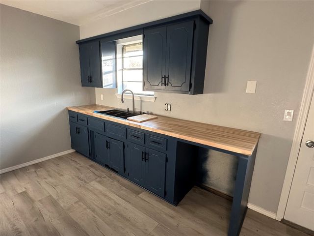 1501 W Watts Street, El Reno, OK 73036