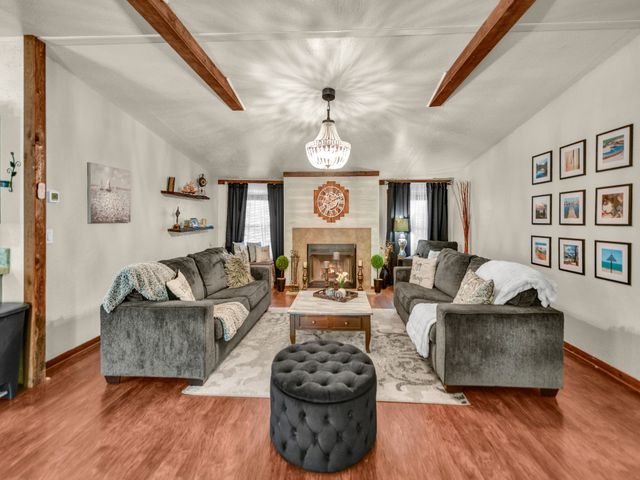 5402 Clear View Drive, Granbury, TX 76048
