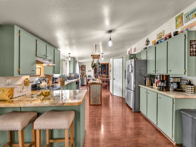 5402 Clear View Drive, Granbury, TX 76048
