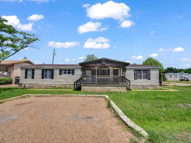 5402 Clear View Drive, Granbury, TX 76048