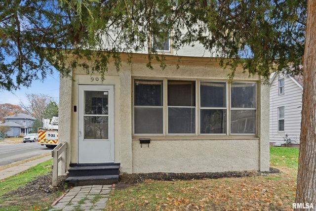 903 17TH Street, Rock Island, IL 61201