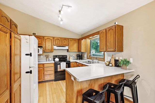1747 Cornwall Circle, Sun Prairie, WI 53590