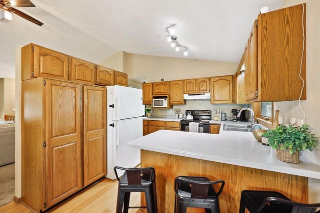 1747 Cornwall Circle, Sun Prairie, WI 53590