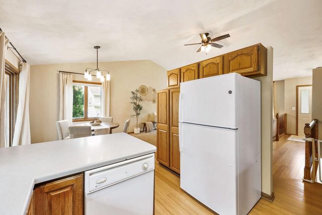 1747 Cornwall Circle, Sun Prairie, WI 53590