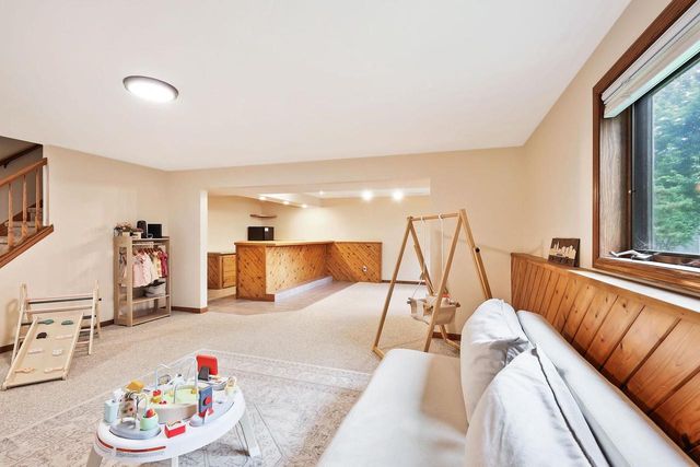 1747 Cornwall Circle, Sun Prairie, WI 53590