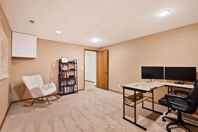 1747 Cornwall Circle, Sun Prairie, WI 53590