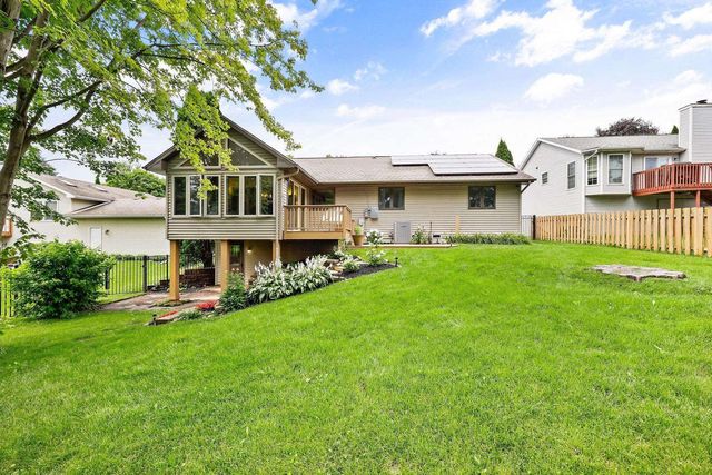 1747 Cornwall Circle, Sun Prairie, WI 53590