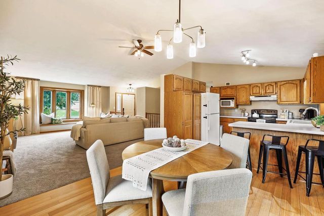1747 Cornwall Circle, Sun Prairie, WI 53590