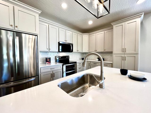 35 Pickett Court, Chillicothe, OH 45601