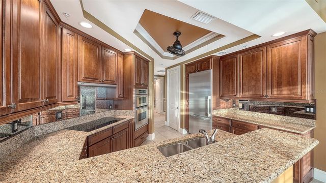 140 RIVIERA DUNES WAY 1204, Palmetto, FL 34221