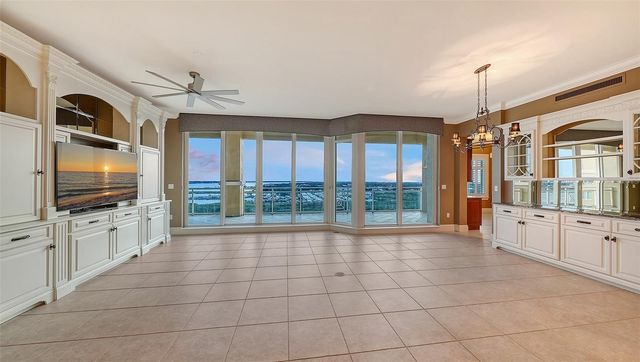 140 RIVIERA DUNES WAY 1204, Palmetto, FL 34221