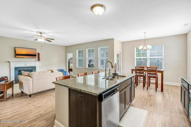 816 Heart Wood Loop Road NE, Leland, NC 28451