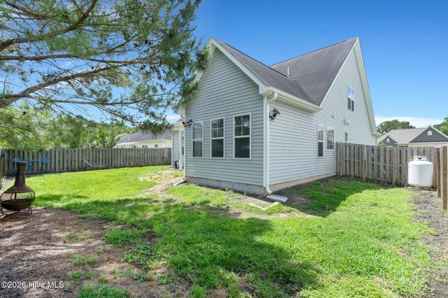 816 Heart Wood Loop Road NE, Leland, NC 28451