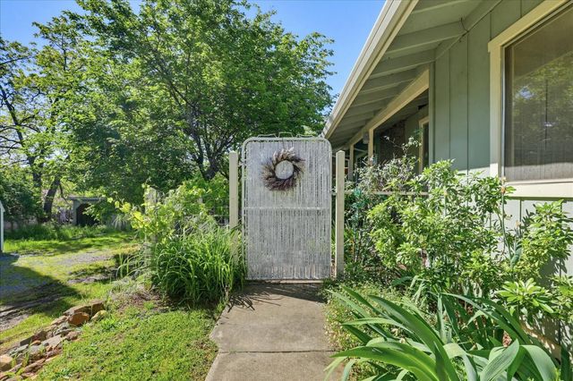 15301-15303 Indian Springs Rd, Penn Valley, CA 95946