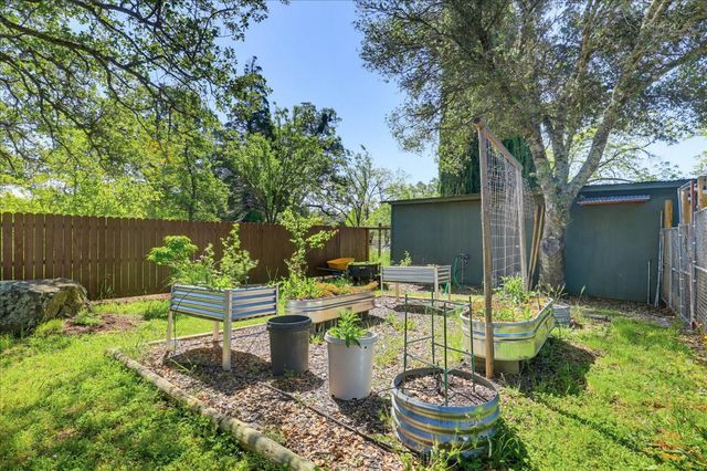 15301-15303 Indian Springs Rd, Penn Valley, CA 95946