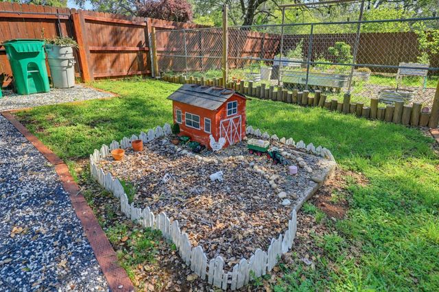 15301-15303 Indian Springs Rd, Penn Valley, CA 95946